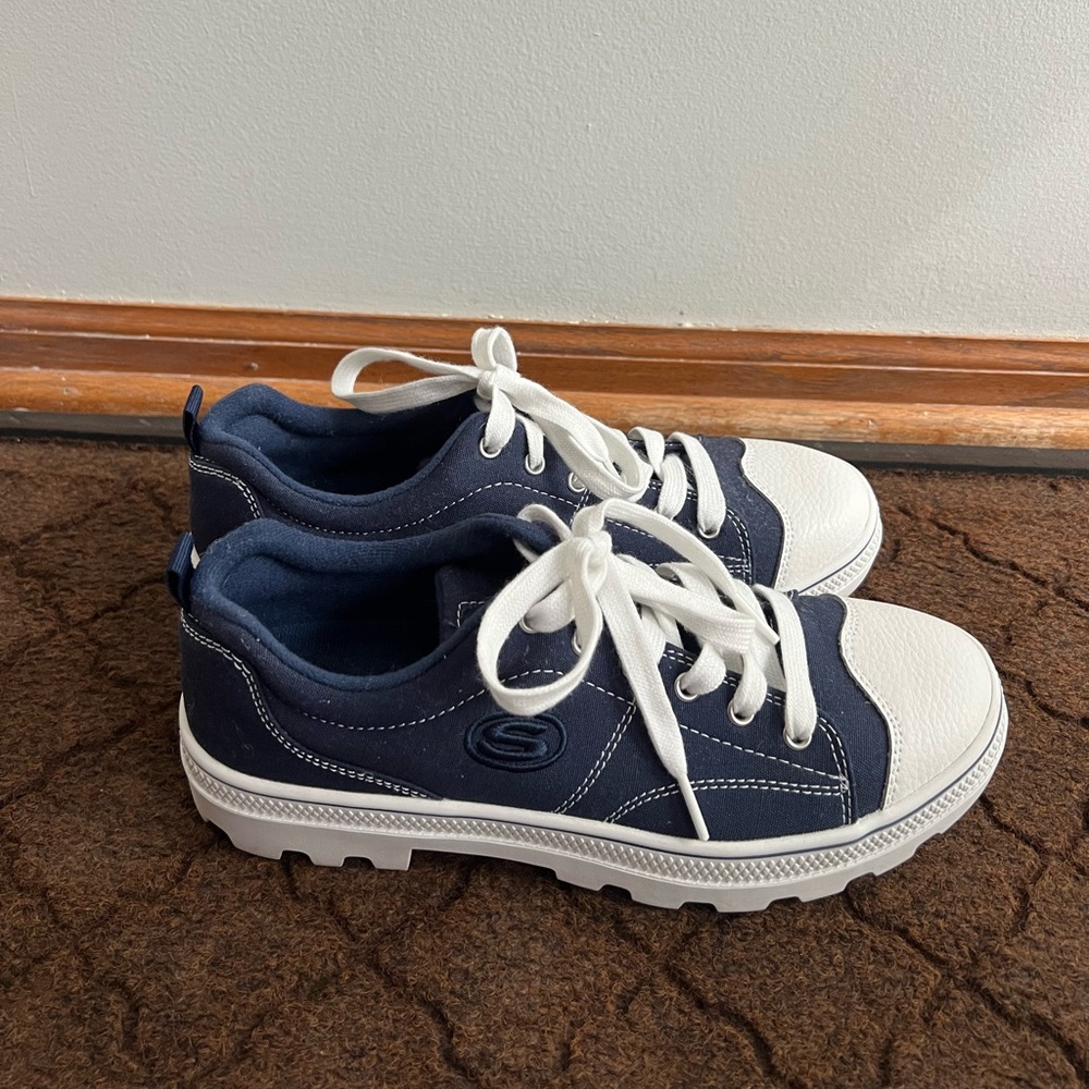 Skechers Roadies- True Roots-  Blue and White Casual Sneakers